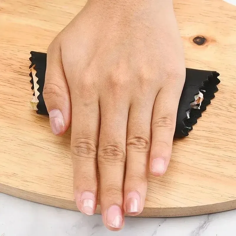 Kitchen Gadgets Youtube - Tubo Pelador de Ajos de Silicona,
